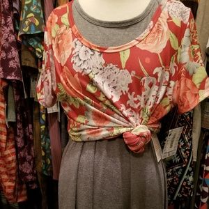 L CARLY L CLASSIC TEE